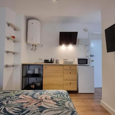 Estudio Acogedor Centrico * Santiago de Compostela